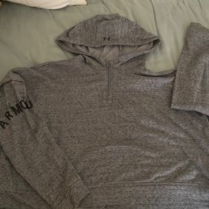 Women’s crop top hoodie